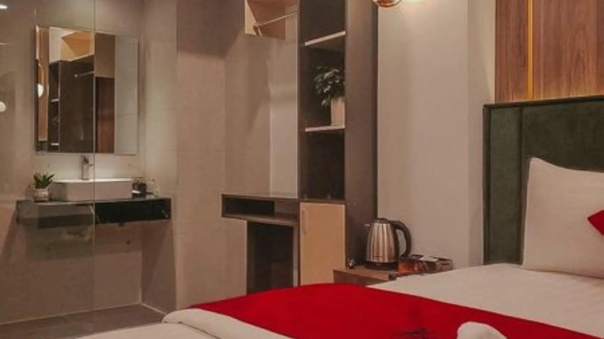 Tan Binh Hotel Ho Chi Minh City 2*,